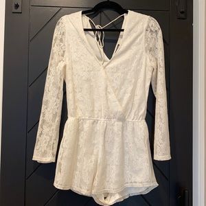 Express white lace romper size small